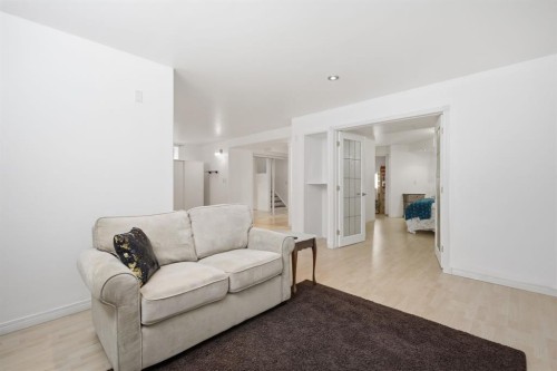 12 Valley Glen Heights Nw, Calgary, AB - Indoor