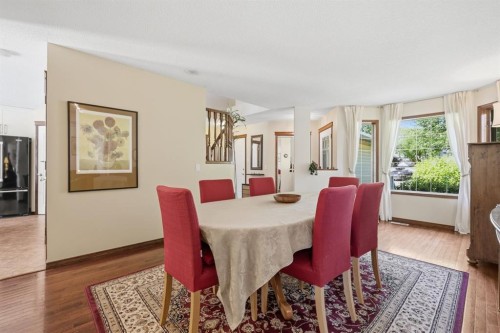 12 Valley Glen Heights Nw, Calgary, AB - Indoor Photo Showing Dining Room
