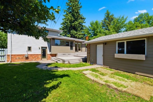 4935 10 Avenue Sw, Calgary, AB - Outdoor