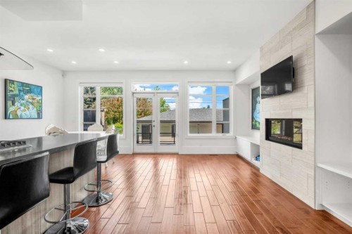 2412 28 Avenue Sw, Calgary, AB 