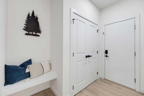 136 Sunrise Common, Cochrane, AB - Indoor Photo Showing Other Room