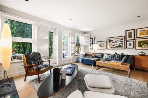 1936 30 Avenue Sw, Calgary, AB - Indoor Photo Showing Other Room