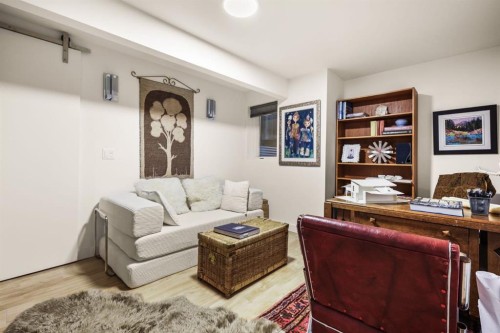 1936 30 Avenue Sw, Calgary, AB - Indoor