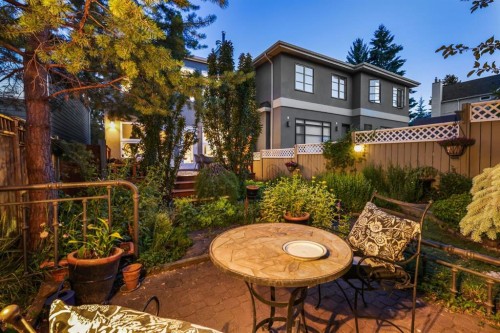 1936 30 Avenue Sw, Calgary, AB - Outdoor