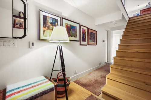1936 30 Avenue Sw, Calgary, AB - Indoor Photo Showing Other Room