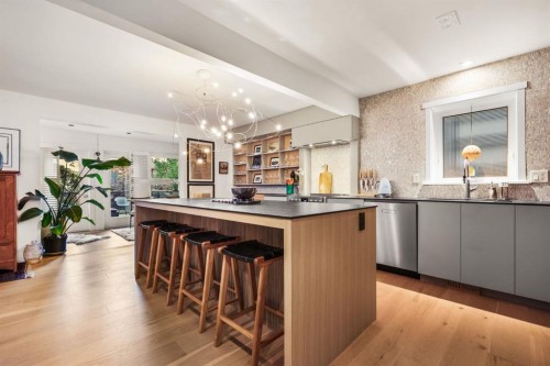 1936 30 Avenue Sw, Calgary, AB - Indoor Photo Showing Kitchen With Upgraded Kitchen