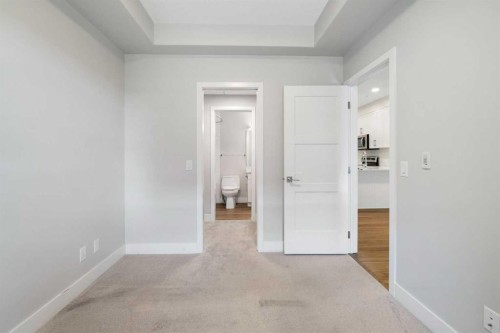 219-8355 19 Avenue Sw, Calgary, AB - Indoor Photo Showing Other Room