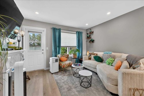 23-33 Stonegate Drive Nw, Airdrie, AB - Indoor