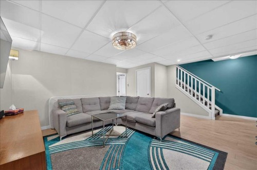 23-33 Stonegate Drive Nw, Airdrie, AB - Indoor