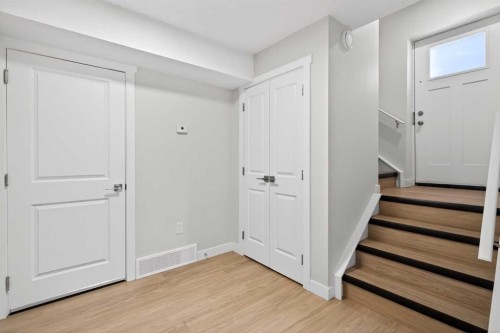 48 Willow Green Sw, Airdrie, AB - Indoor Photo Showing Other Room