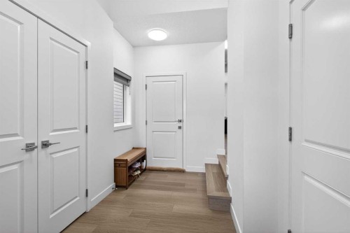 48 Willow Green Sw, Airdrie, AB - Indoor Photo Showing Other Room