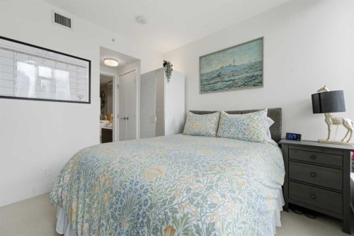 908-901 10 Avenue Sw, Calgary, AB - Indoor Photo Showing Bedroom