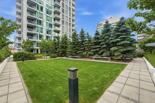 908-901 10 Avenue Sw, Calgary, AB - Outdoor With Balcony