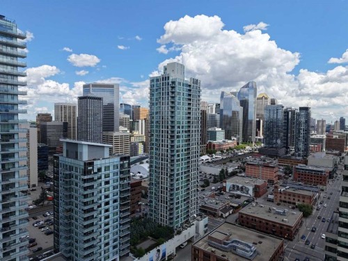 908-901 10 Avenue Sw, Calgary, AB - Outdoor With View