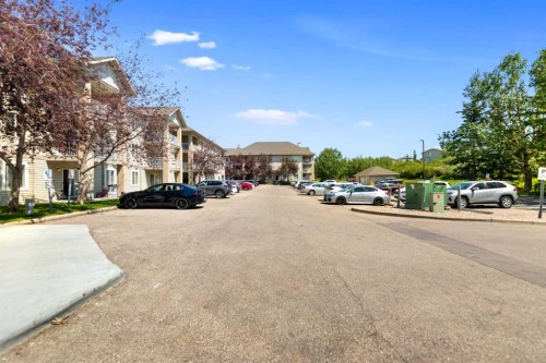 318-3000 Citadel Meadow Point Nw, Calgary, AB - Outdoor