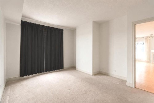 604-920 5 Avenue Sw, Calgary, AB - Indoor Photo Showing Other Room