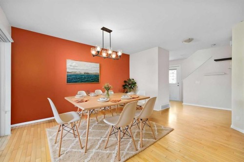73 Sunset Heights, Cochrane, AB - Indoor Photo Showing Dining Room