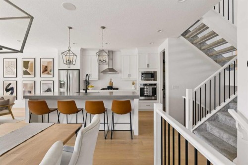 203 Cranbrook Park Se, Calgary, AB - Indoor Photo Showing Kitchen With Upgraded Kitchen