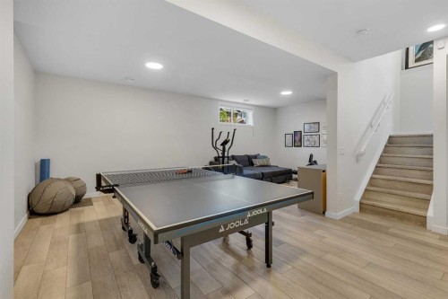 168 Magnolia Manor Se, Calgary, AB - Indoor Photo Showing Other Room