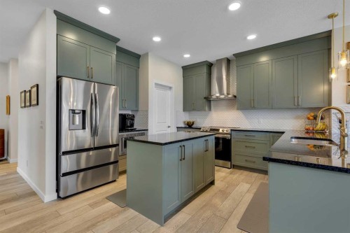 168 Magnolia Manor Se, Calgary, AB - Indoor Photo Showing Kitchen With Stainless Steel Kitchen With Upgraded Kitchen