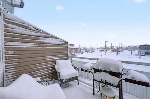 102-800 Yankee Valley Boulevard Se, Airdrie, AB - Outdoor