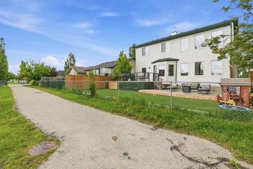 1506 Riverside Drive Nw, High River, AB 