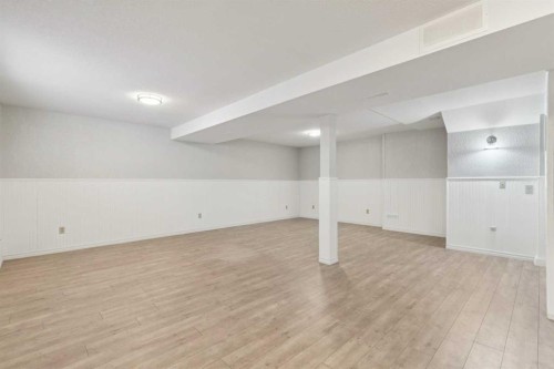 102 Thorson Crescent, Okotoks, AB - Indoor