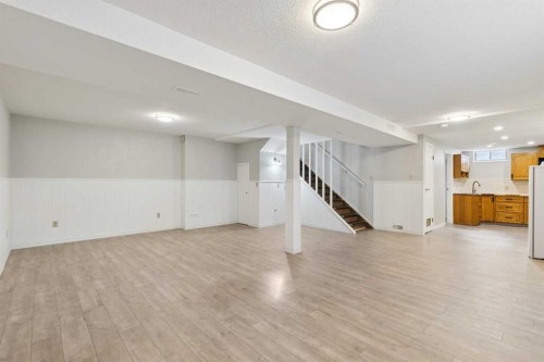 102 Thorson Crescent, Okotoks, AB - Indoor