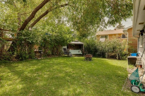 102 Thorson Crescent, Okotoks, AB - Outdoor