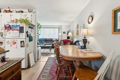 102 Thorson Crescent, Okotoks, AB - Indoor Photo Showing Other Room