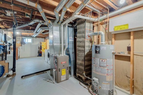 1219 Renfrew Drive Ne, Calgary, AB - Indoor Photo Showing Basement