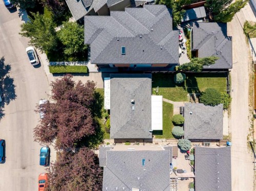 1219 Renfrew Drive Ne, Calgary, AB - Outdoor