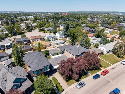 1219 Renfrew Drive Ne, Calgary, AB - Outdoor With View