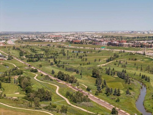 1219 Renfrew Drive Ne, Calgary, AB - Outdoor With View