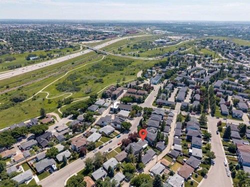 1219 Renfrew Drive Ne, Calgary, AB - Outdoor With View