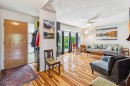 1219 Renfrew Drive Ne, Calgary, AB  - Indoor Photo Showing Other Room 