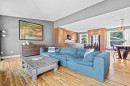 10619 Oakmoor Way Sw, Calgary, AB  - Indoor Photo Showing Living Room 