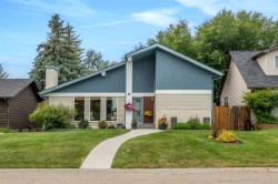 15 Lock Crescent Okotoks, AB T1S 1E7