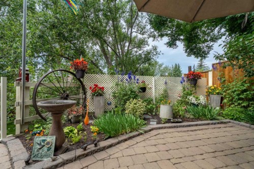 15 Lock Crescent, Okotoks, AB - Outdoor