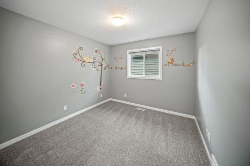 144 Cougar Ridge Manor Sw, Calgary, AB 