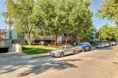 110-525 56 Avenue Sw, Calgary, AB - Outdoor