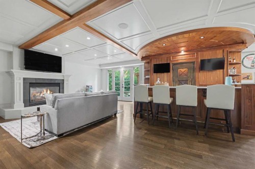 614 Crescent Boulevard Sw, Calgary, AB 