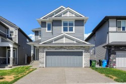 16 Legacy Glen Green SE Calgary, AB T2X 4G6