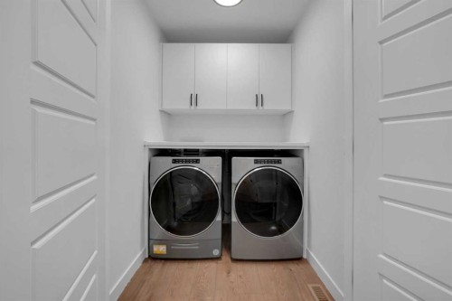 16 Legacy Glen Green Se, Calgary, AB - Indoor Photo Showing Laundry Room
