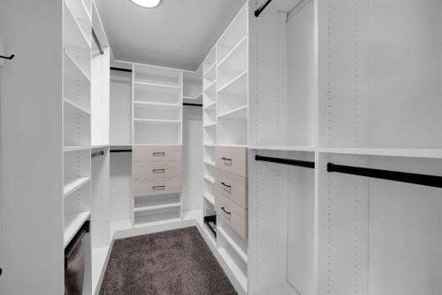 16 Legacy Glen Green Se, Calgary, AB - Indoor With Storage
