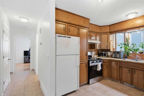 20 Berkshire Court Nw, Calgary, AB 