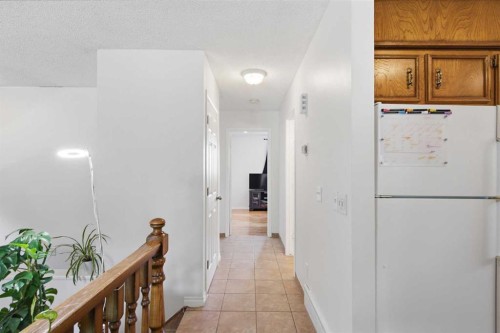 20 Berkshire Court Nw, Calgary, AB 