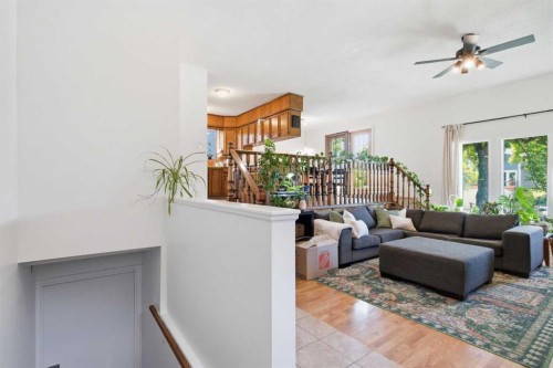 20 Berkshire Court Nw, Calgary, AB 