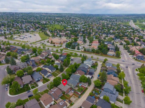 20 Berkshire Court Nw, Calgary, AB 