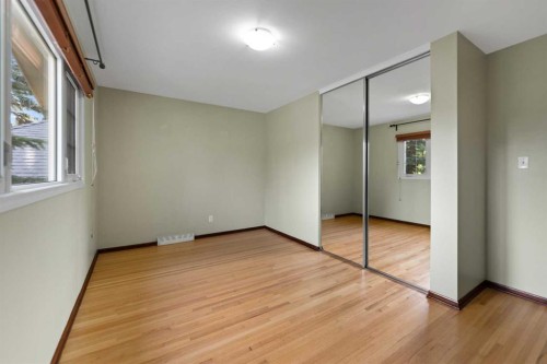 21 Roseview Drive Nw, Calgary, AB 